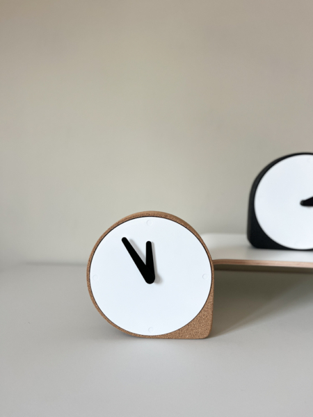 Wohngoldstueck_Puik_Uhr_Clork