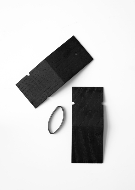 Wohngoldstueck_Klammer Pinch Schwarz Moebe