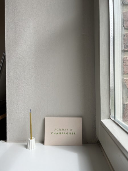 Wohngoldstueck_Studio Liv_Postkarte Pommes und Champagner
