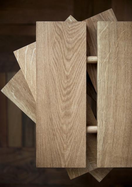 Wohngoldstueck_Moebe Hocker Peg Stool