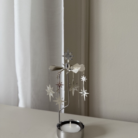 Wohngoldstueck_Pluto Design_Engelspiel_Northern Star_Silber_klein4