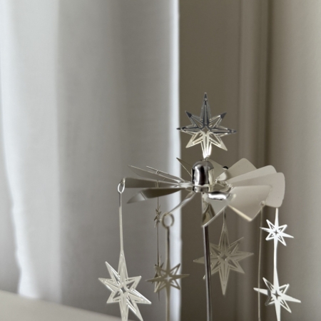 Wohngoldstueck_Pluto Design_Engelspiel_Northern Star_Silber_klein6
