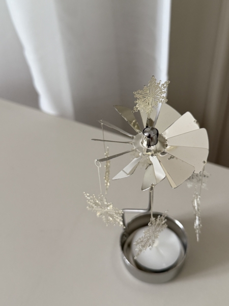 Wohngoldstueck_Pluto Design_Engelspiel_Snow Star_Silber_klein15