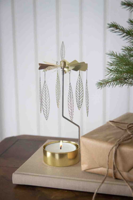 Wohngoldstueck_Pluto Design_Engelspiel_Stig L. Salix_Gold_medium2
