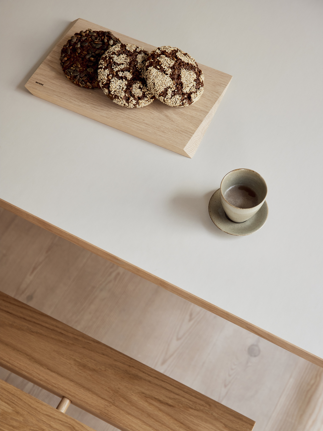 WOHNGOLDSTÜCK_MOEBE_SCHNEIDEBRETT_CUTTING BOARD